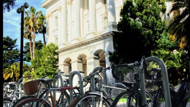 Bikes outside the Colorado state capitol building